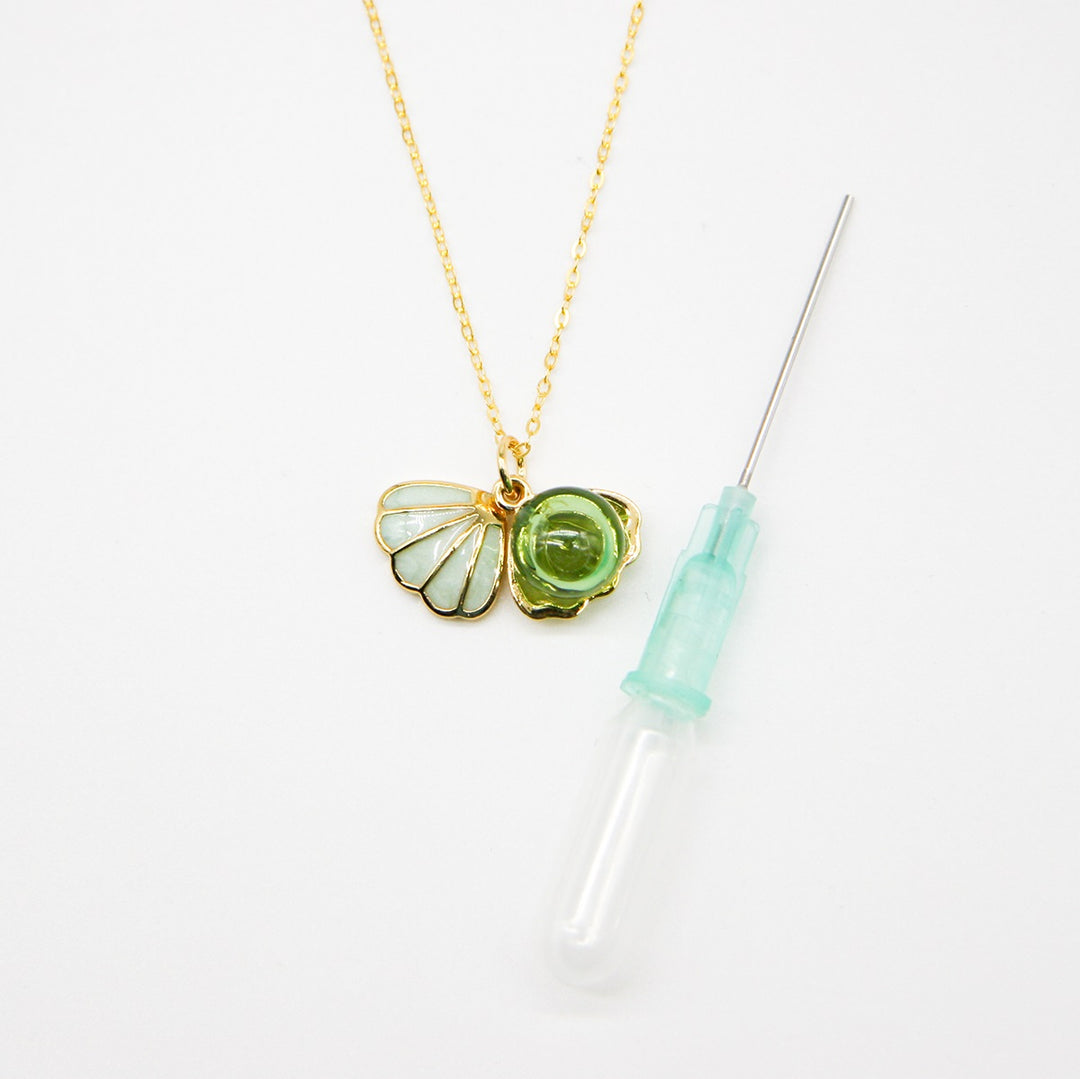 Gift Box - Aroma Necklace 925 Silver, Gold coated - Green Shell Electric Lime (Light Green) + Purify Oil Blend